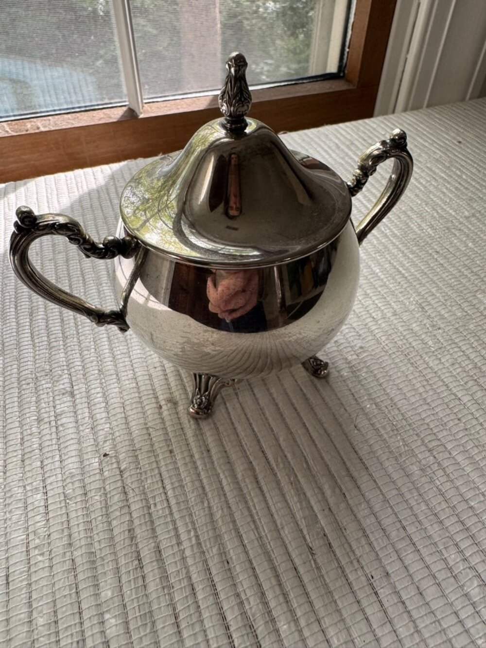 Oneida USA Silverplate Footed Sugar Bowl with Lid Scrolled Handles